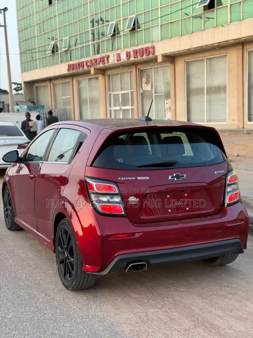 Chevrolet Sonic Premier 2018 Maroon