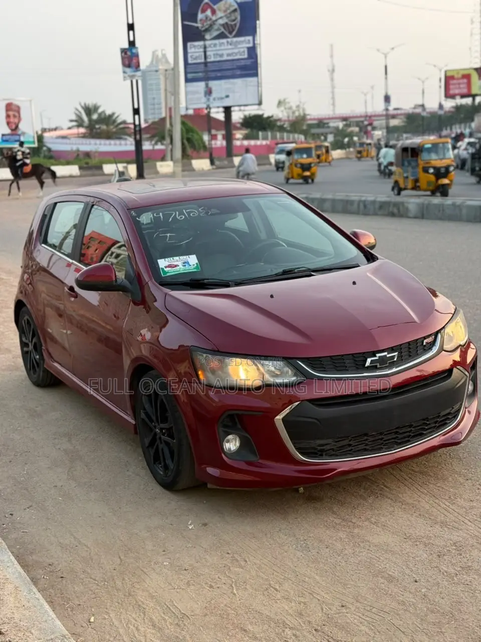 Chevrolet Sonic Premier 2018 Maroon