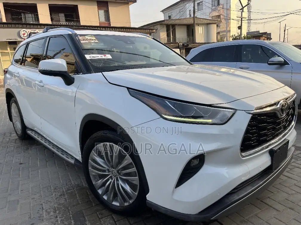 Toyota Highlander XLE AWD 2020 White