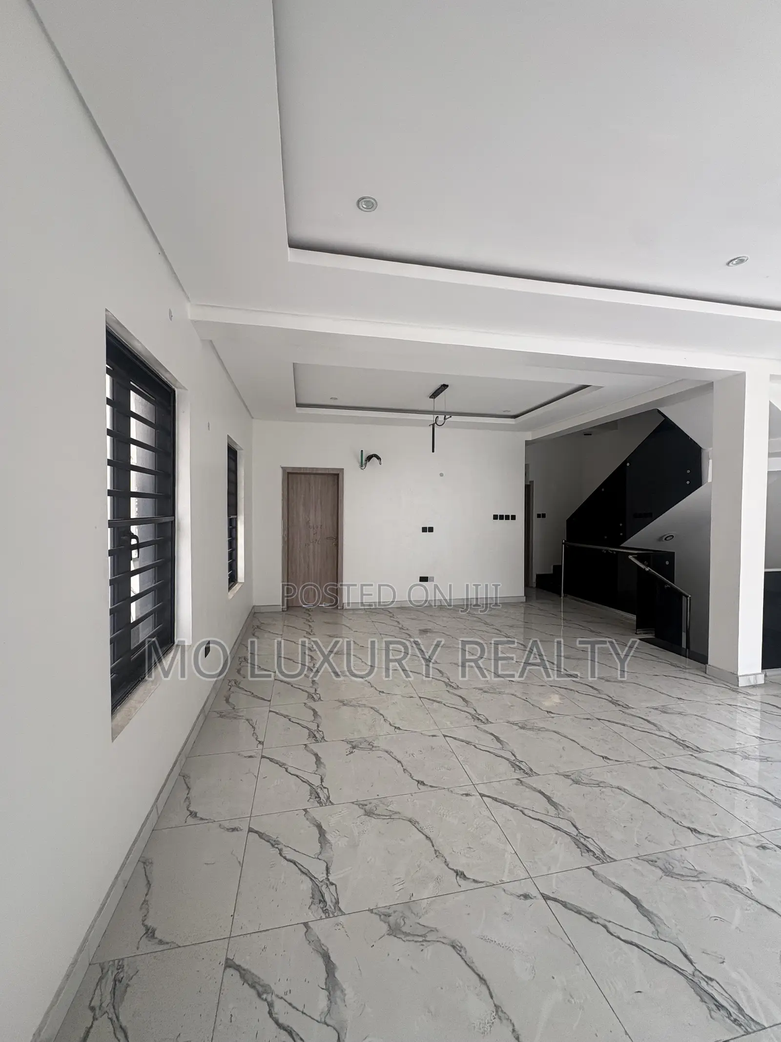 4bdrm Duplex in Osapa london for rent