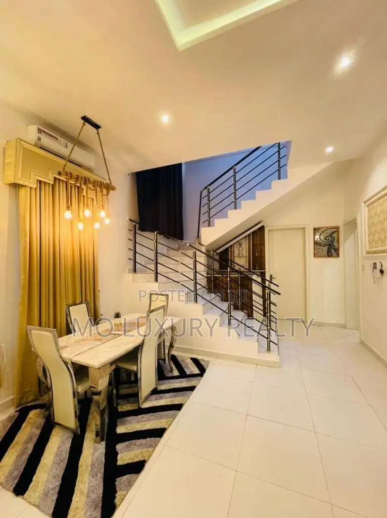Furnished 4bdrm Duplex in Osapa london for rent
