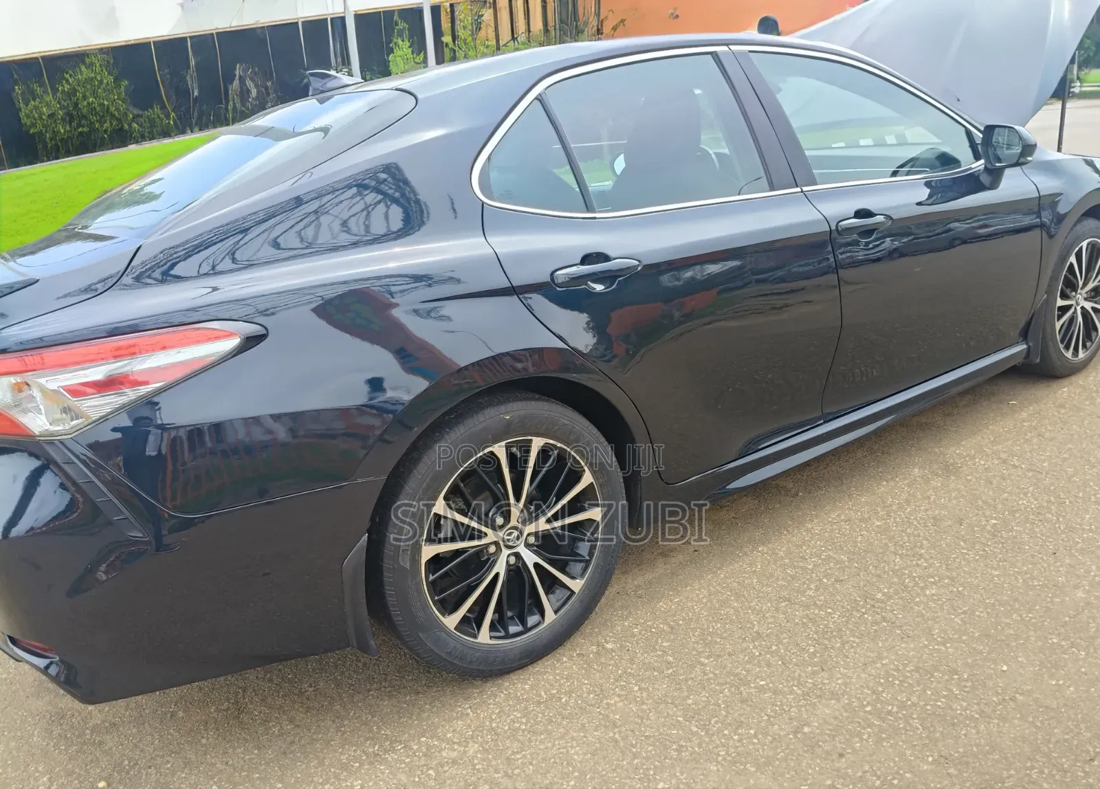 Toyota Camry SE (2.5L 4cyl 8A) 2019 Green