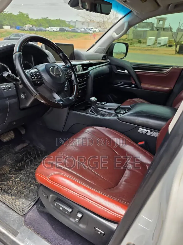 Lexus LX 570 (5 seats) AWD 2018 White