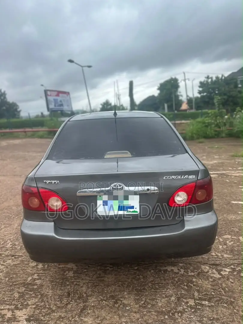 Toyota Corolla 2006 Gray