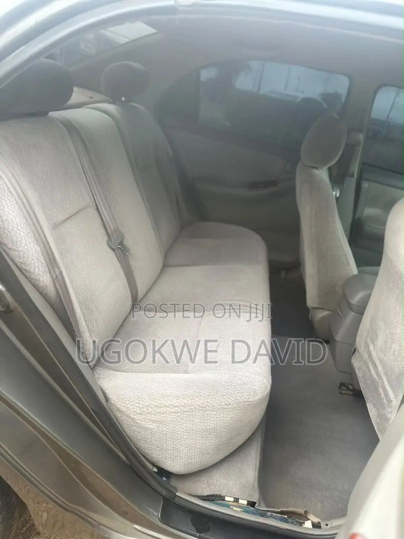 Toyota Corolla 2006 Gray