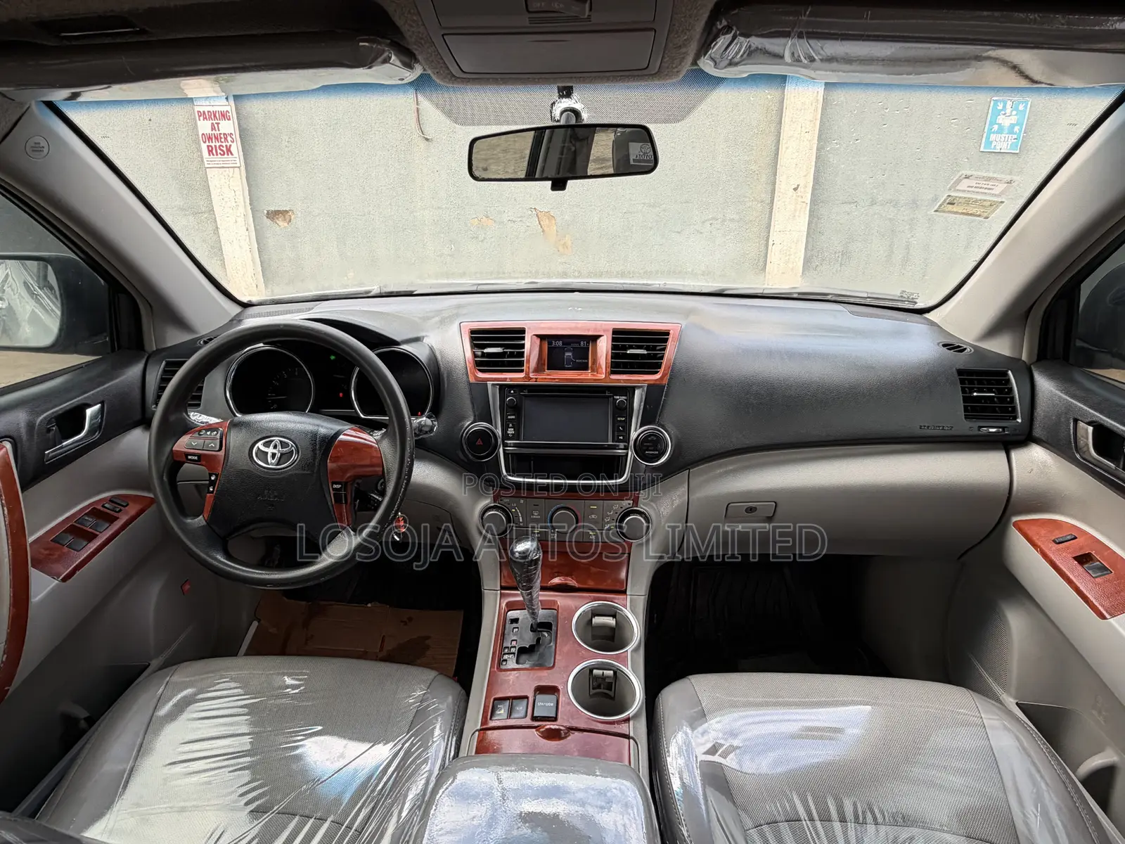 Toyota Highlander SE 3.5L 4WD 2013 Silver