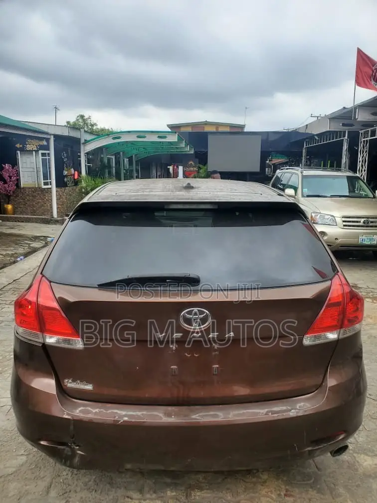 Toyota Venza Limited 2010 Brown