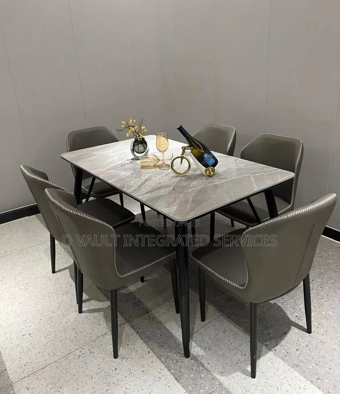 6 Seater Classic Marble Dining