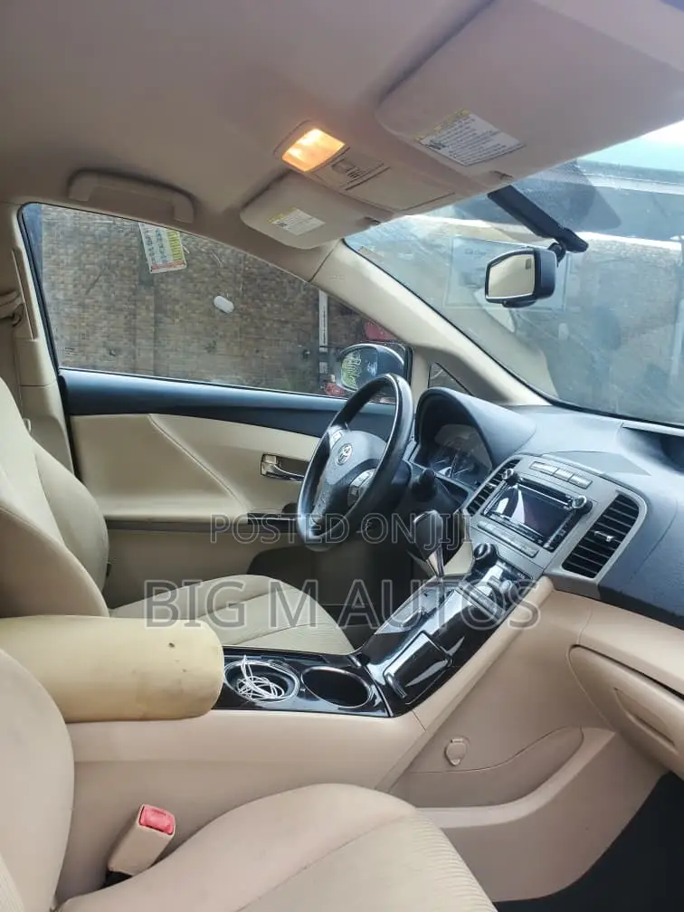 Toyota Venza Limited 2010 Brown