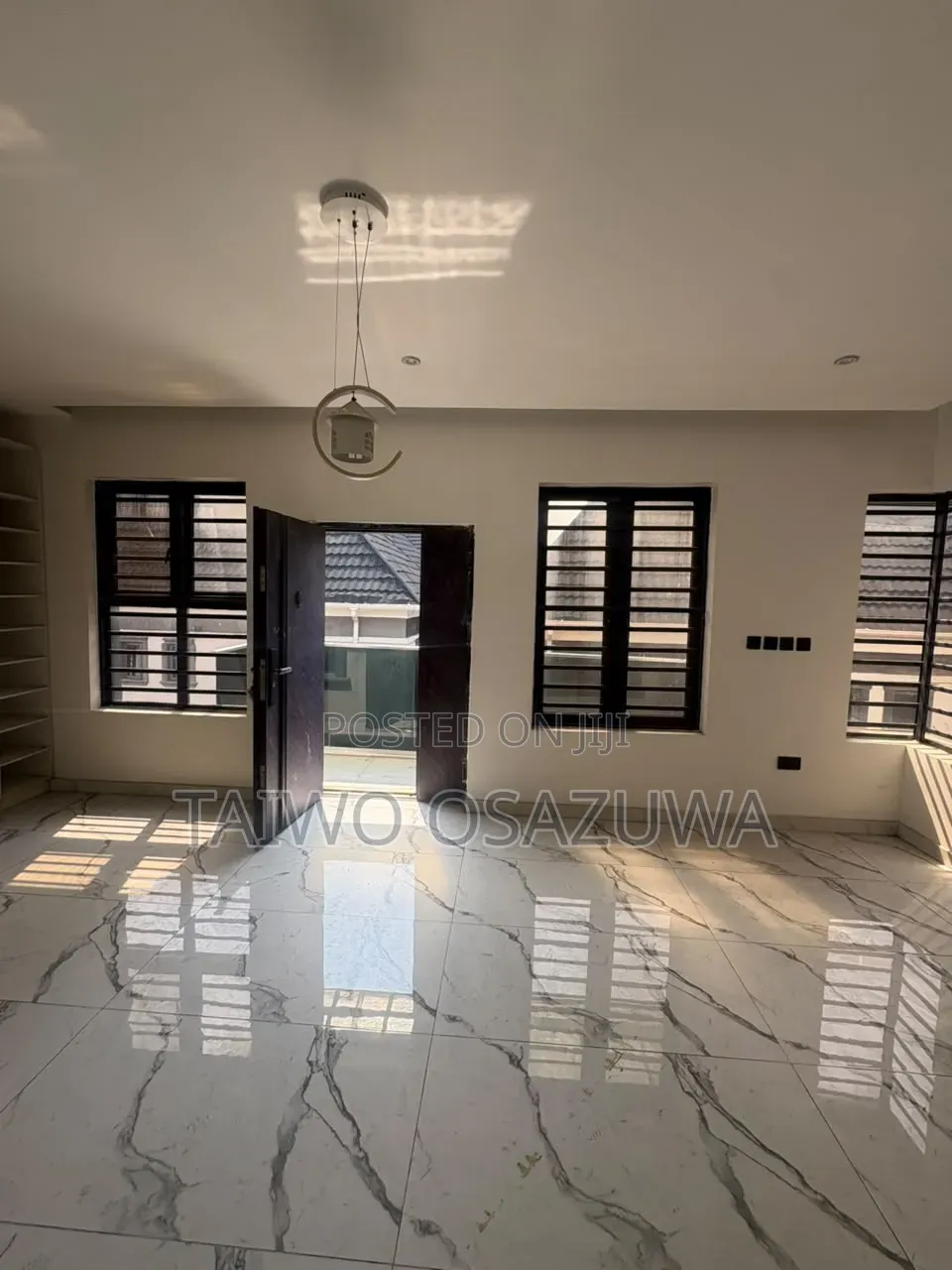 4bdrm Duplex in Off Platinum Way, Jakande for rent