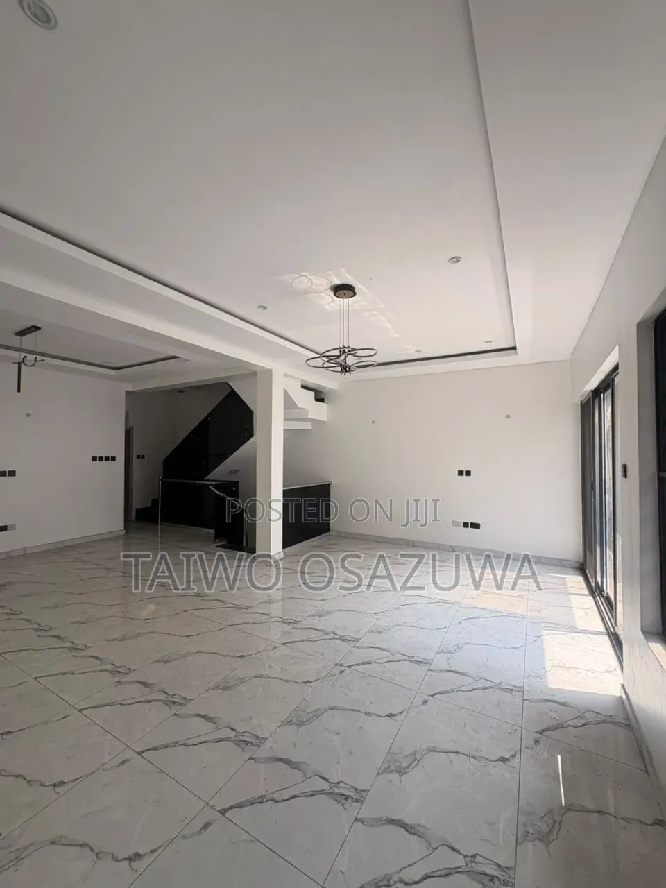 4bdrm Duplex in Off Platinum Way, Jakande for rent