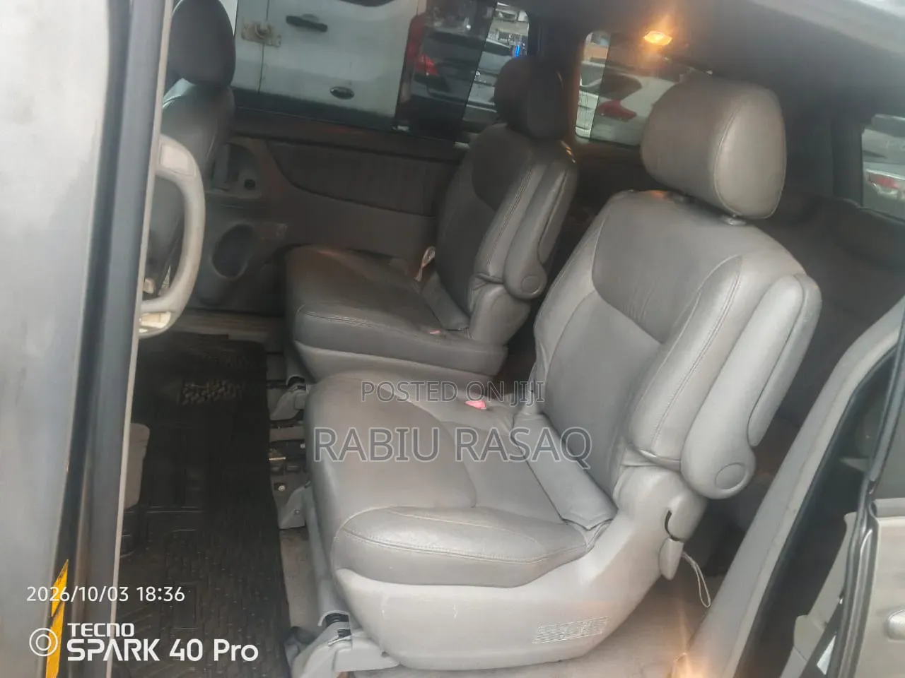 Toyota Sienna 2005 Gray
