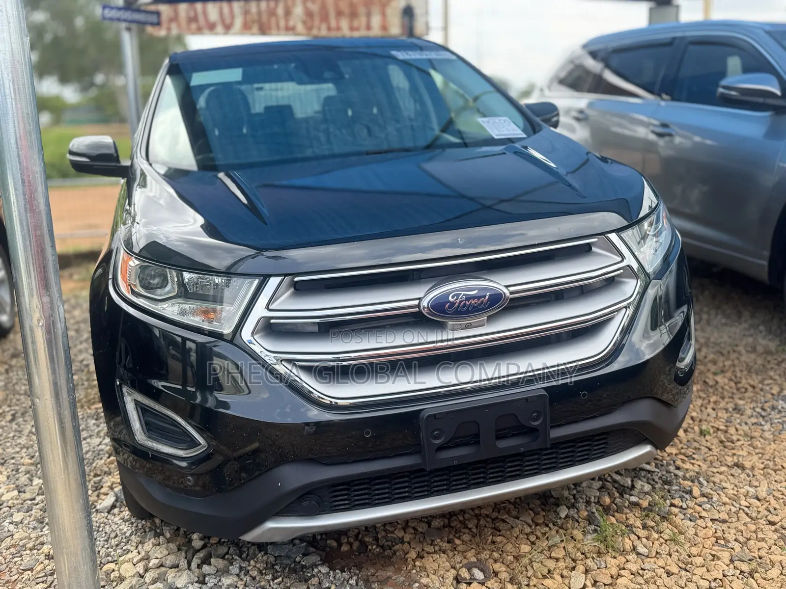 Ford Edge Titanium 4dr SUV AWD (2.0L 4cyl Turbo 6A) 2015 Black