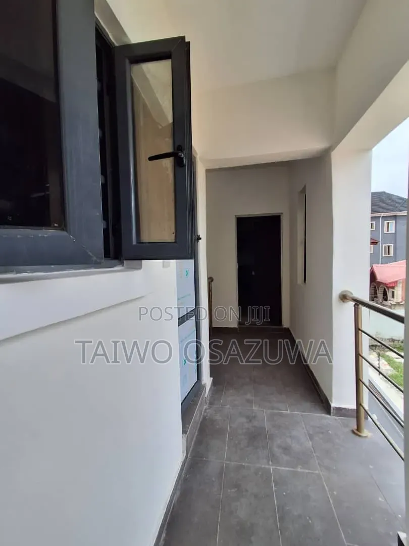 Mini Flat in Badore for rent