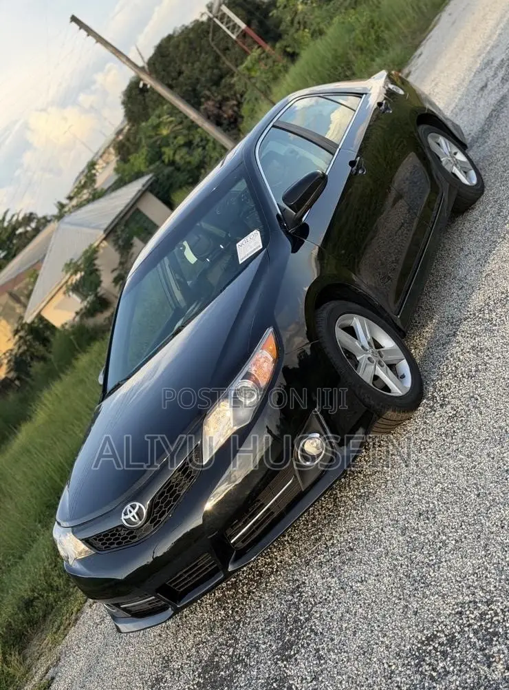 Toyota Camry 2013 Black