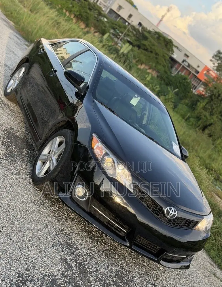 Toyota Camry 2013 Black