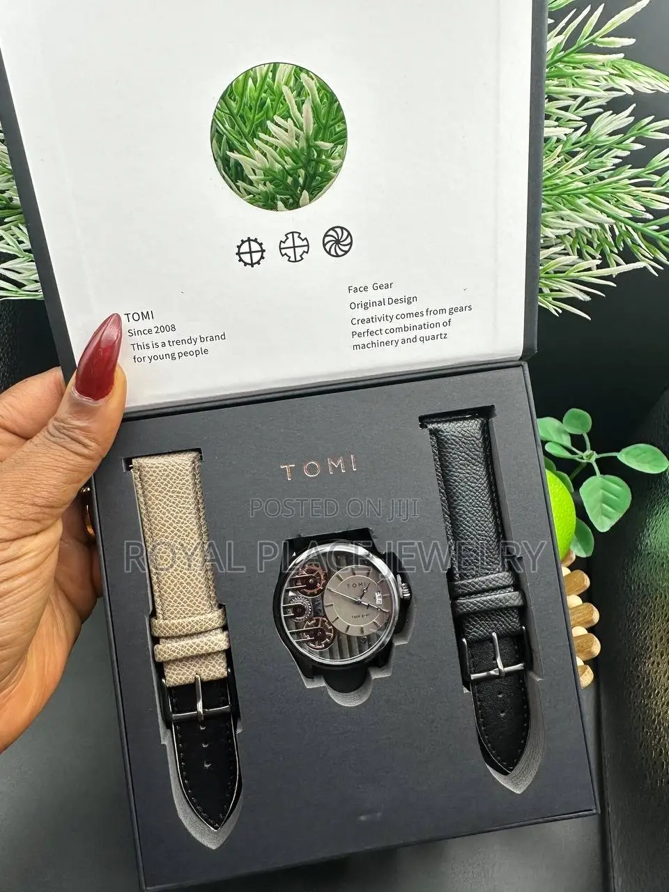 Tomi Watch With 2 Straps