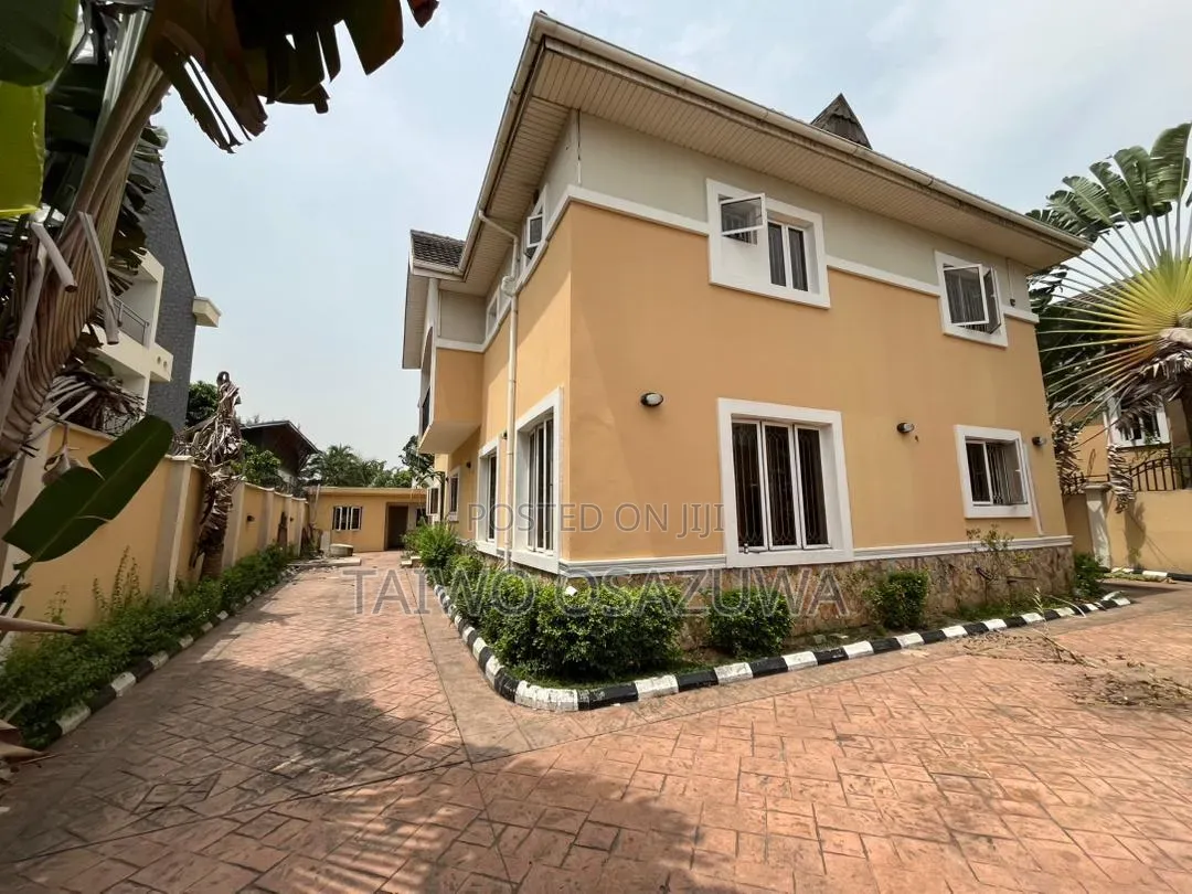 5bdrm House in Banana Island, Lagos for rent