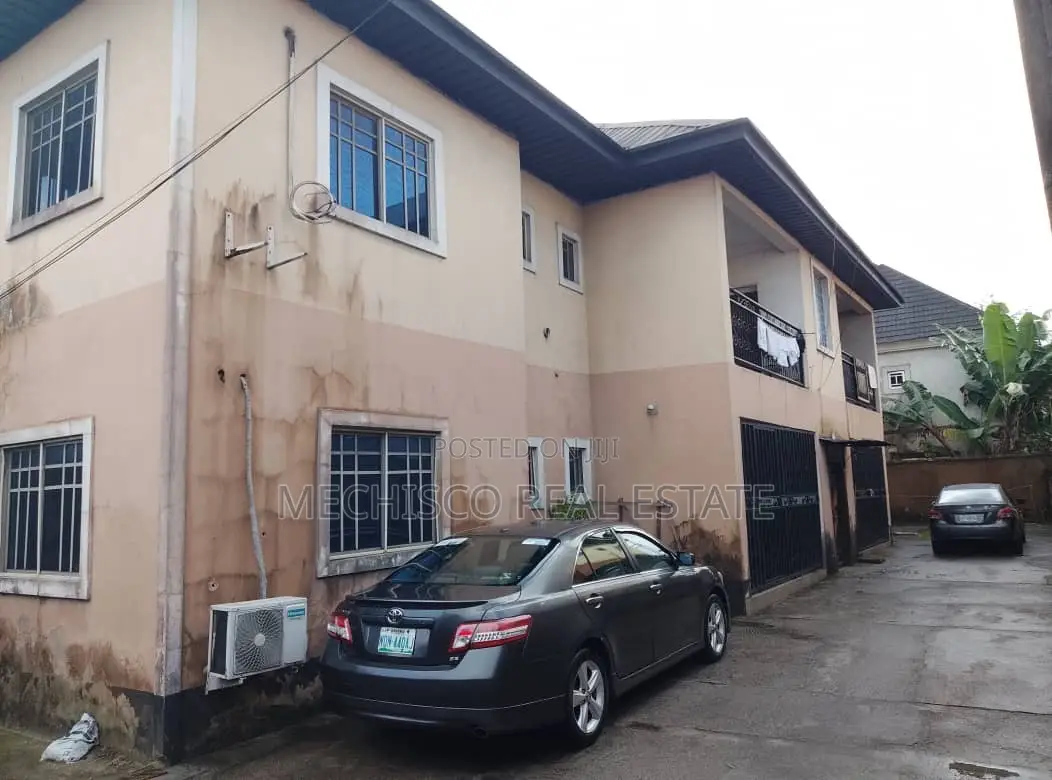 2bdrm Block of Flats in Woji for sale