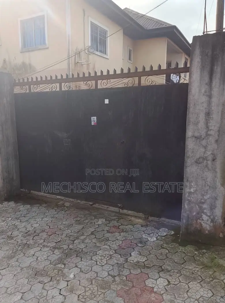 2bdrm Block of Flats in Woji for sale
