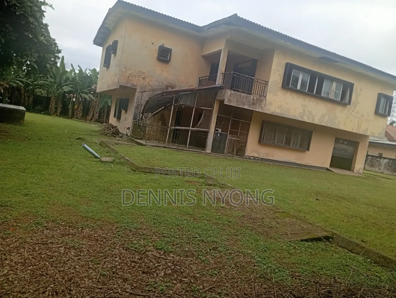 5bdrm Duplex in Federal Housing, Calabar for sale