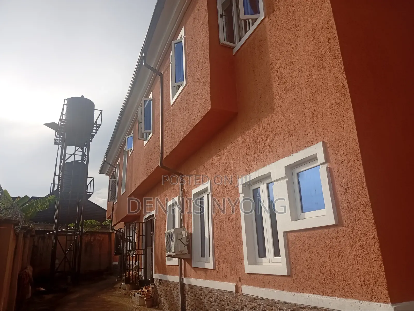 3bdrm Block of Flats in Satellite Town, Calabar for sale