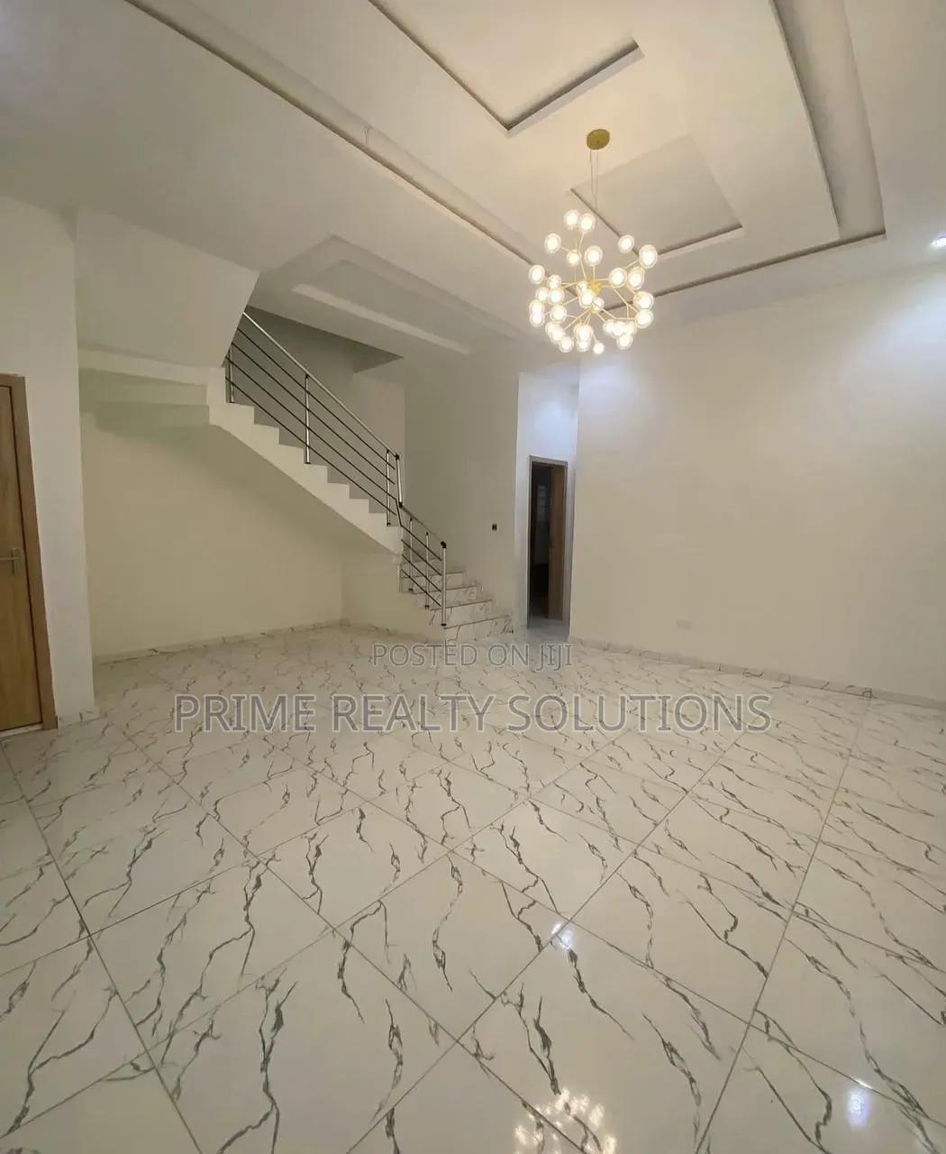 4bdrm Townhouse / Terrace in Ikota for rent
