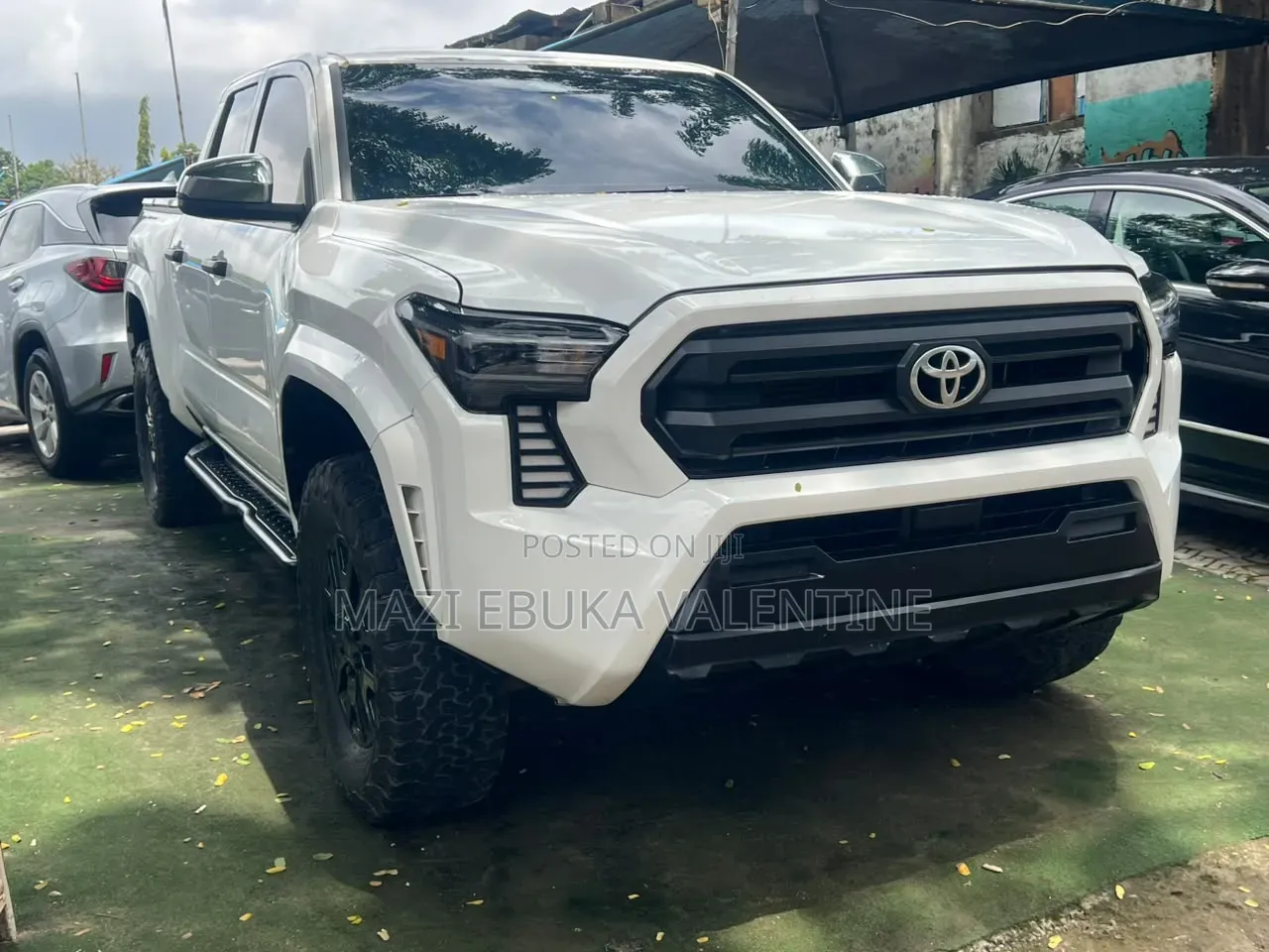 Toyota Tacoma 2024 White