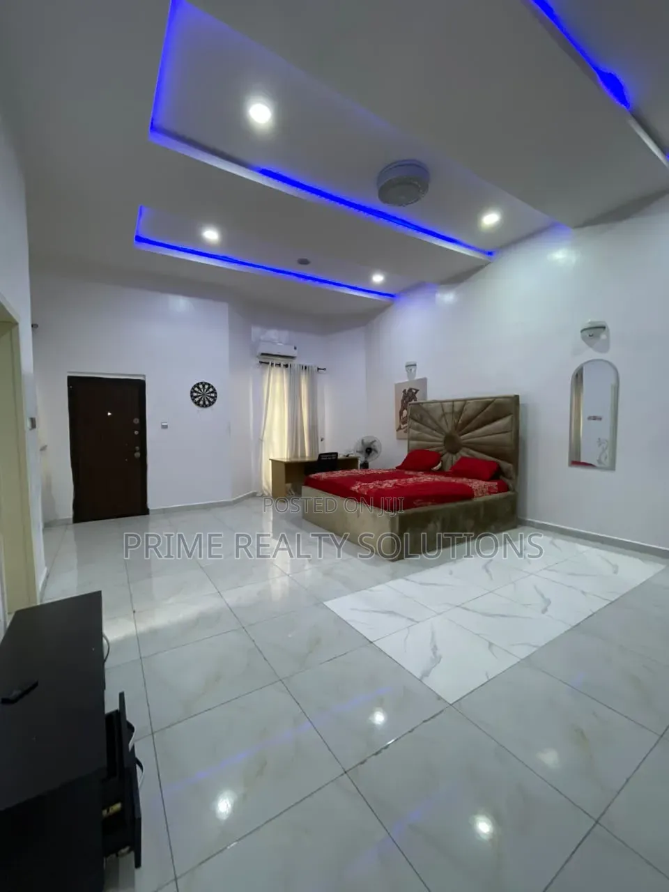 Furnished 4bdrm Duplex in Chevron for rent