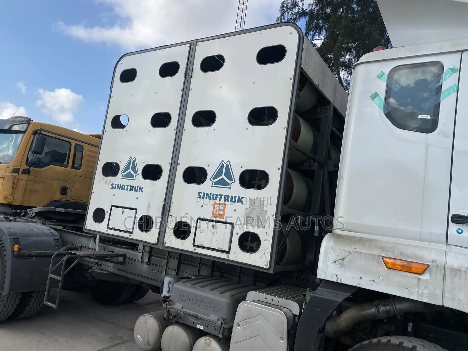 Howo Nx-430 CNG 16-Cylinder