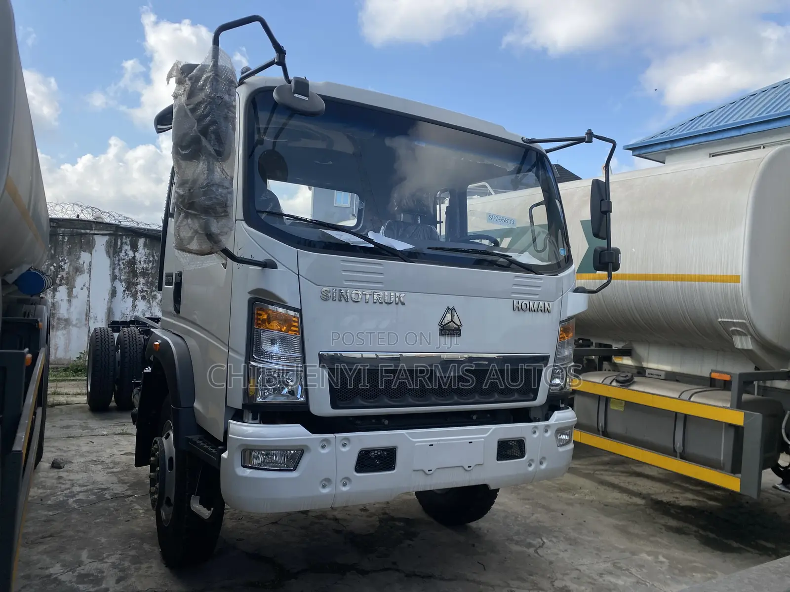 HOMAN Cab & Chassis