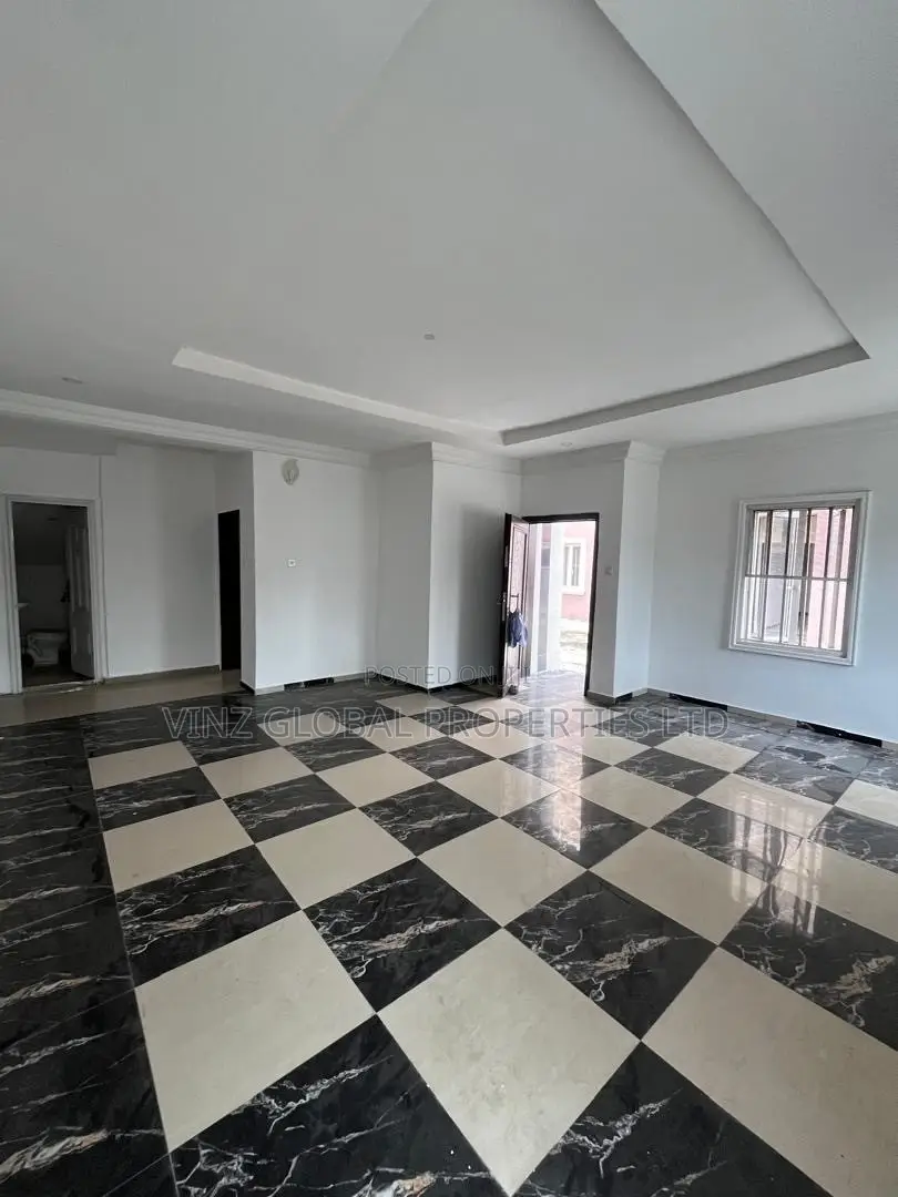 2bdrm Apartment in Lekki for rent
