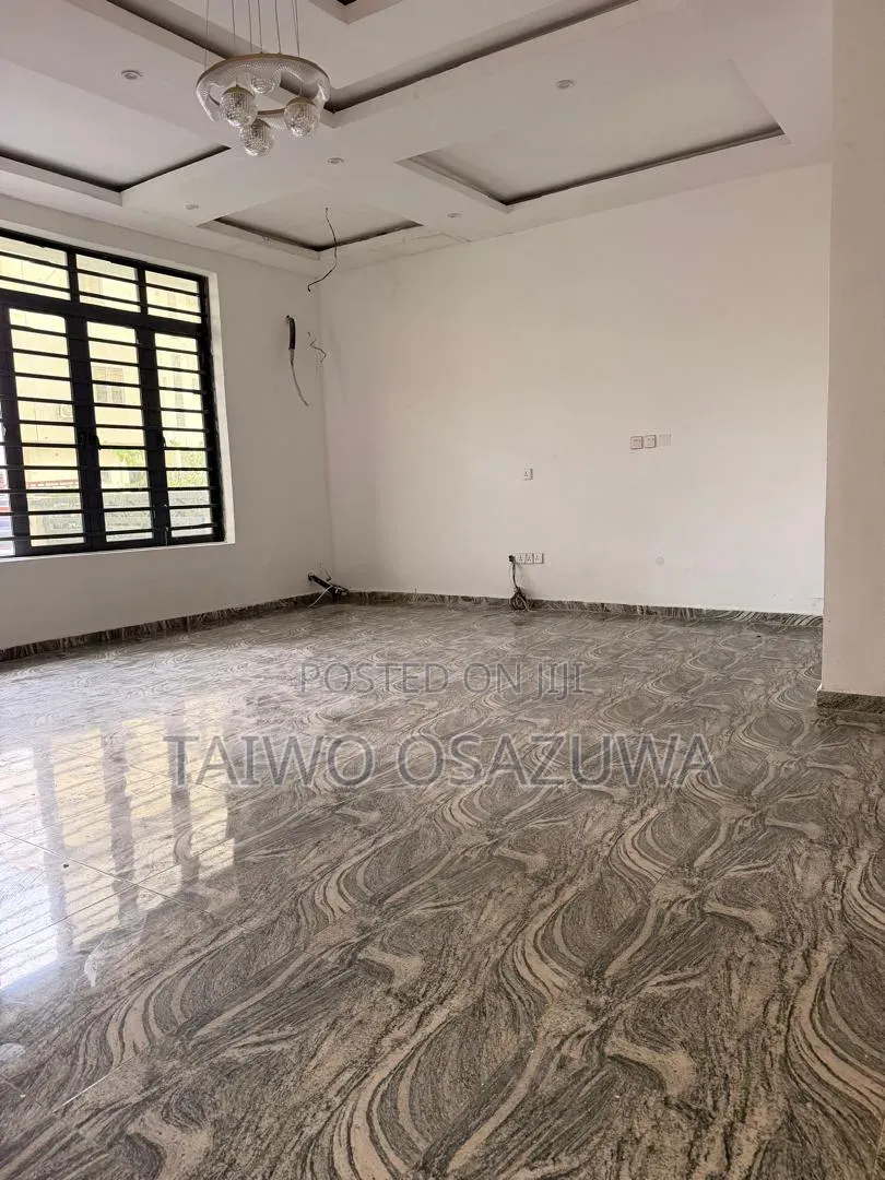 4bdrm Duplex in Orchid, Lekki Expressway for rent