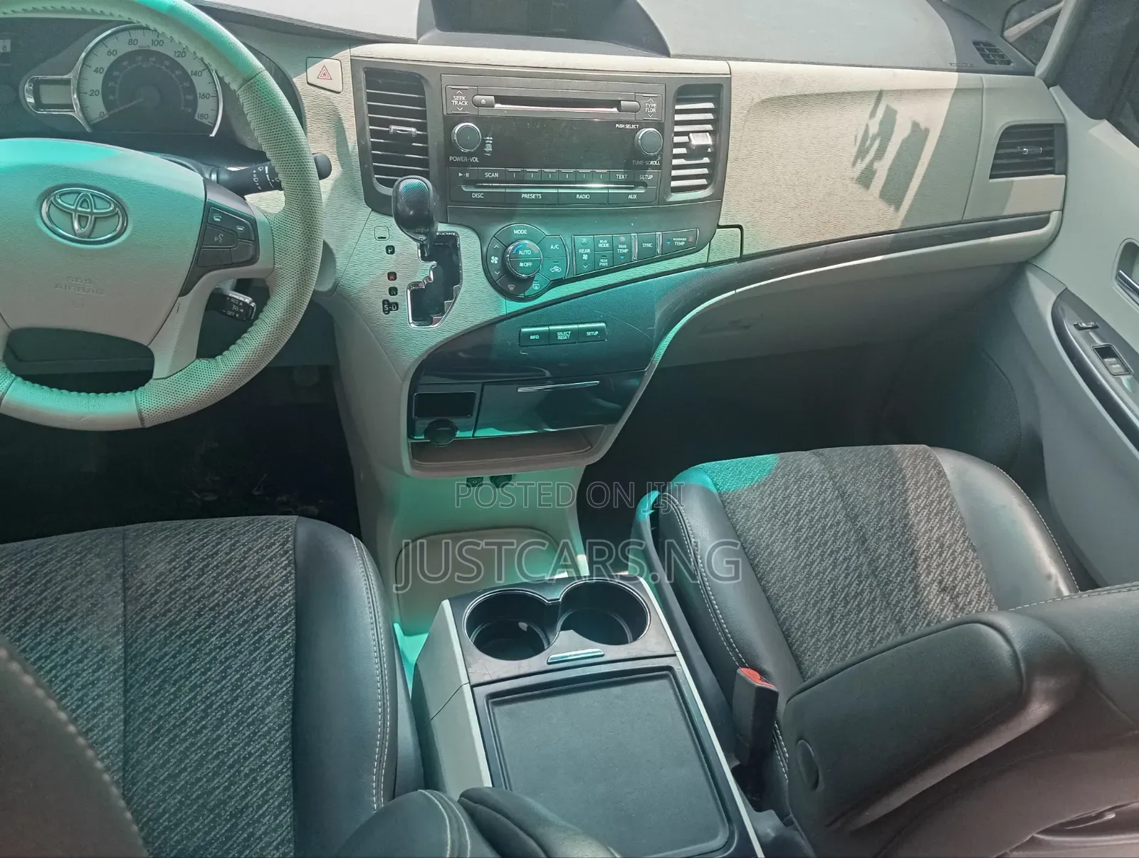 Toyota Sienna 2012 Gray