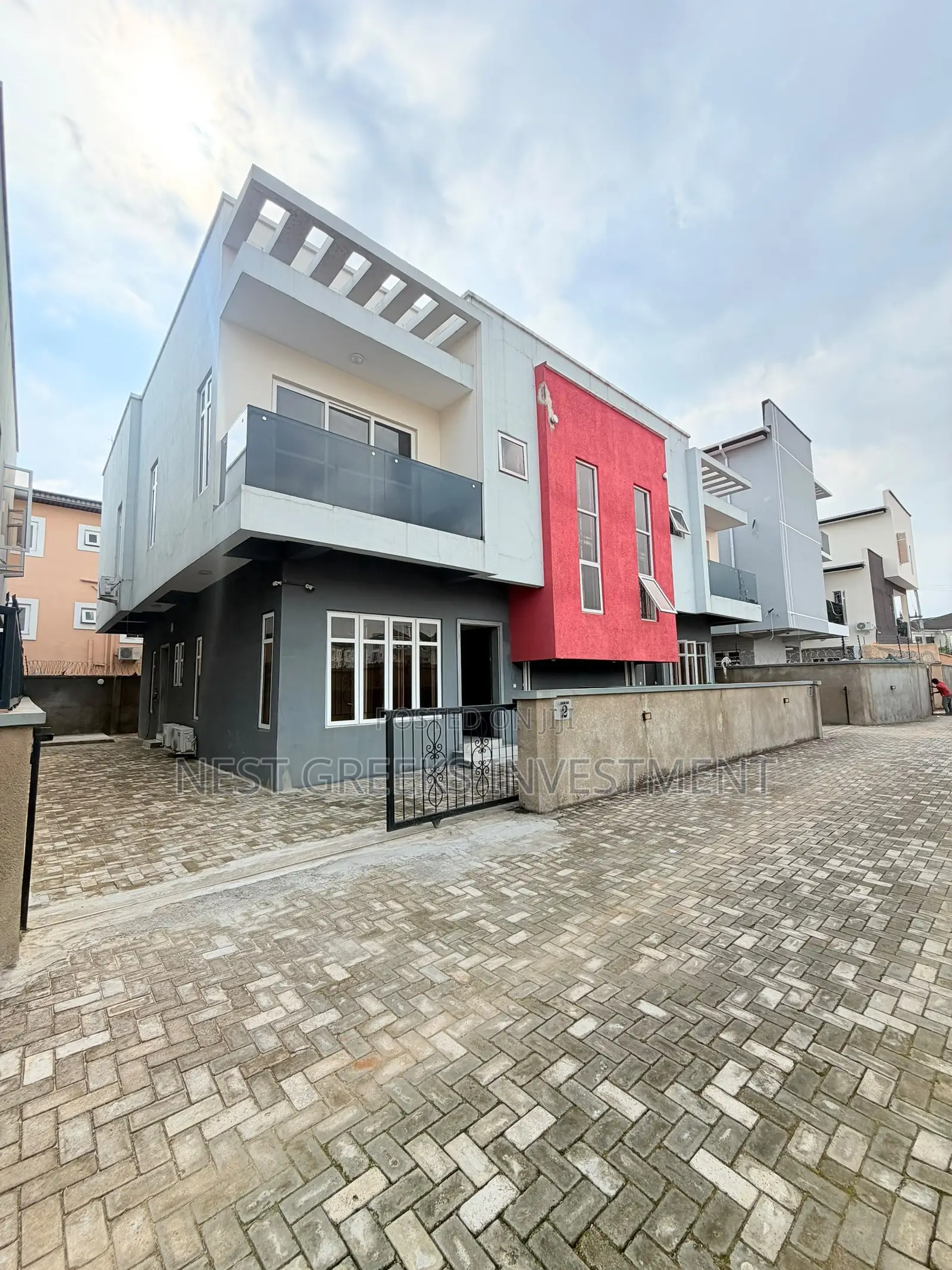 4bdrm Duplex in Ikeja GRA for sale