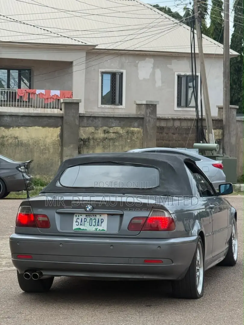 BMW 330i 2005 Gray