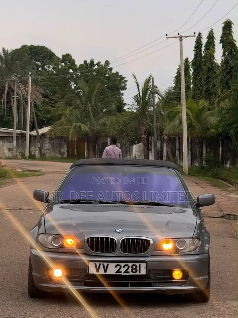 BMW 330i 2005 Gray
