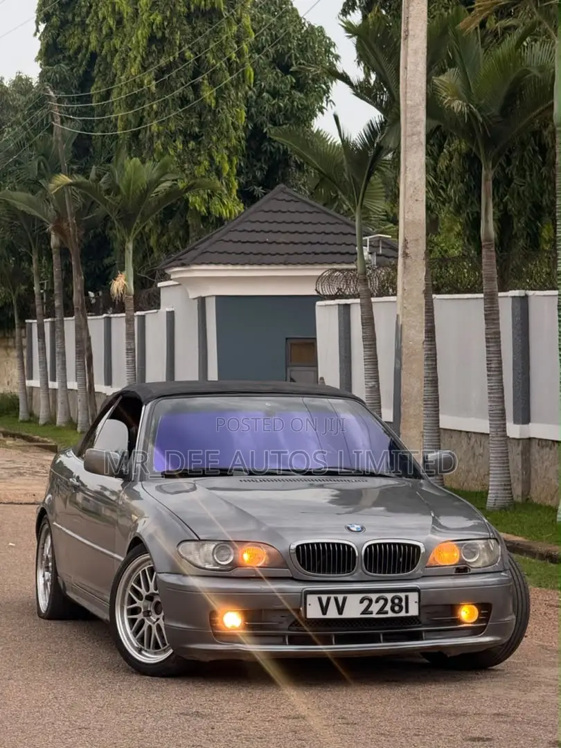 BMW 330i 2005 Gray