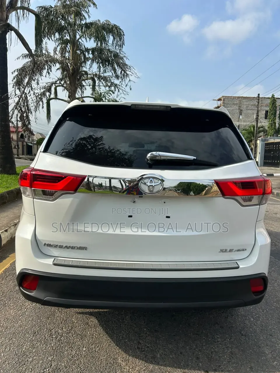 Toyota Highlander XLE V6 4x2 (3.5L 6cyl 6A) 2016 White