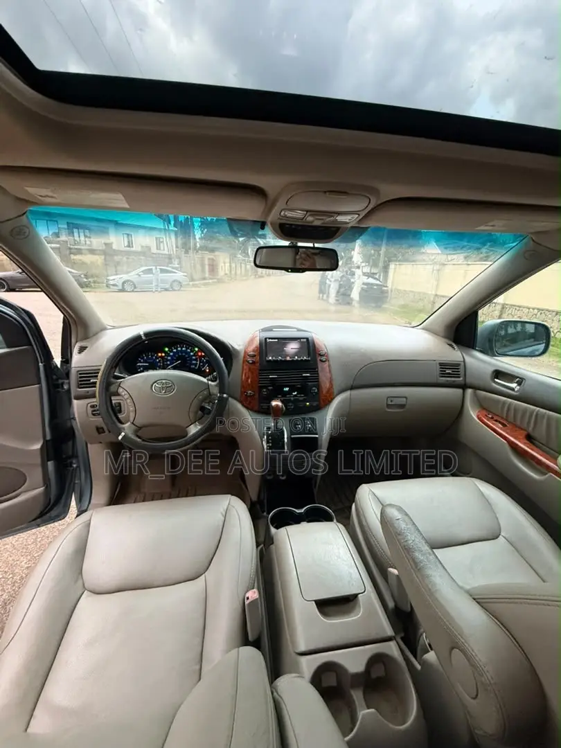 Toyota Sienna 2008 Blue
