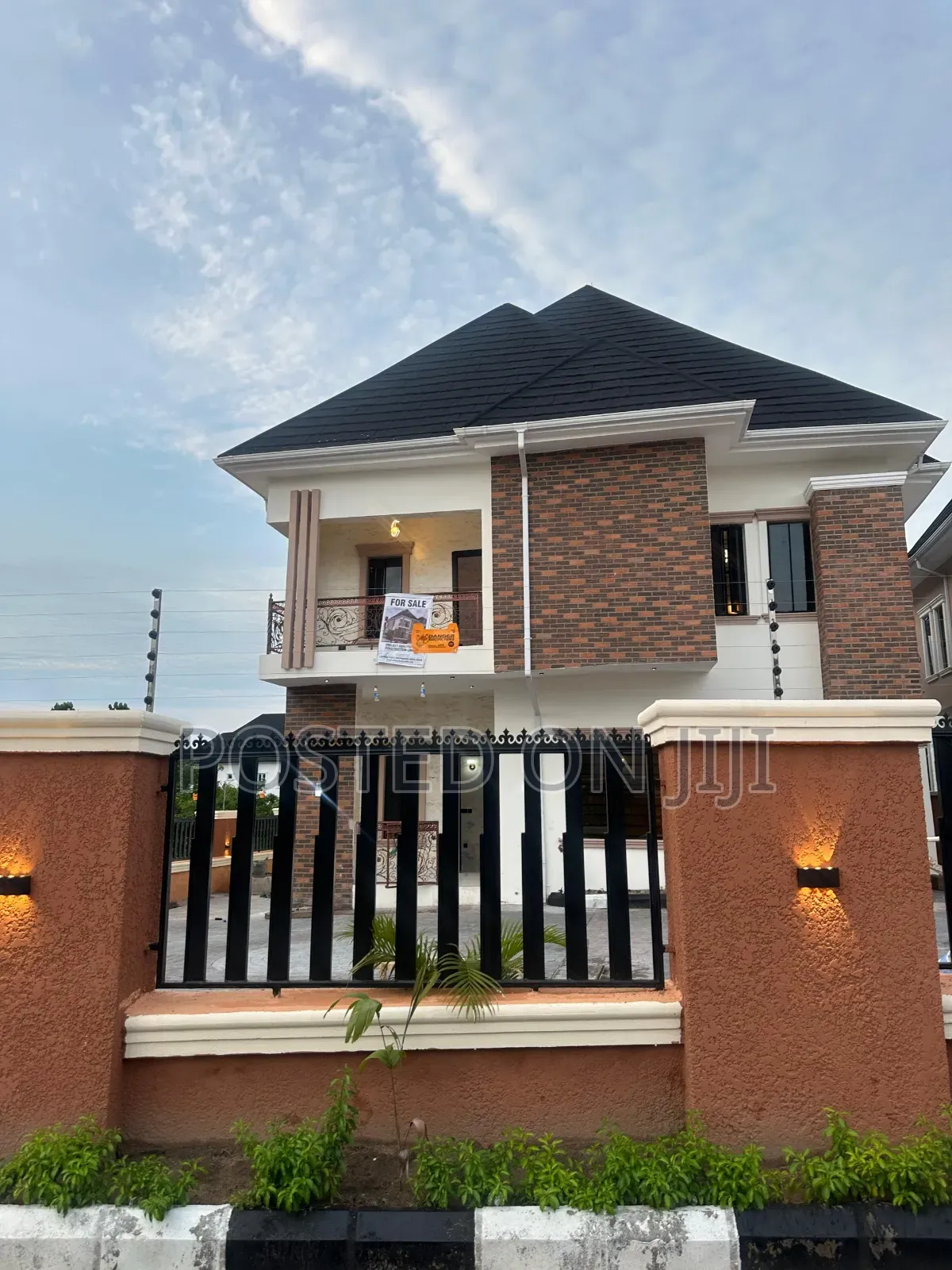 Furnished 5bdrm Duplex in Centenary City, Enugu for sale