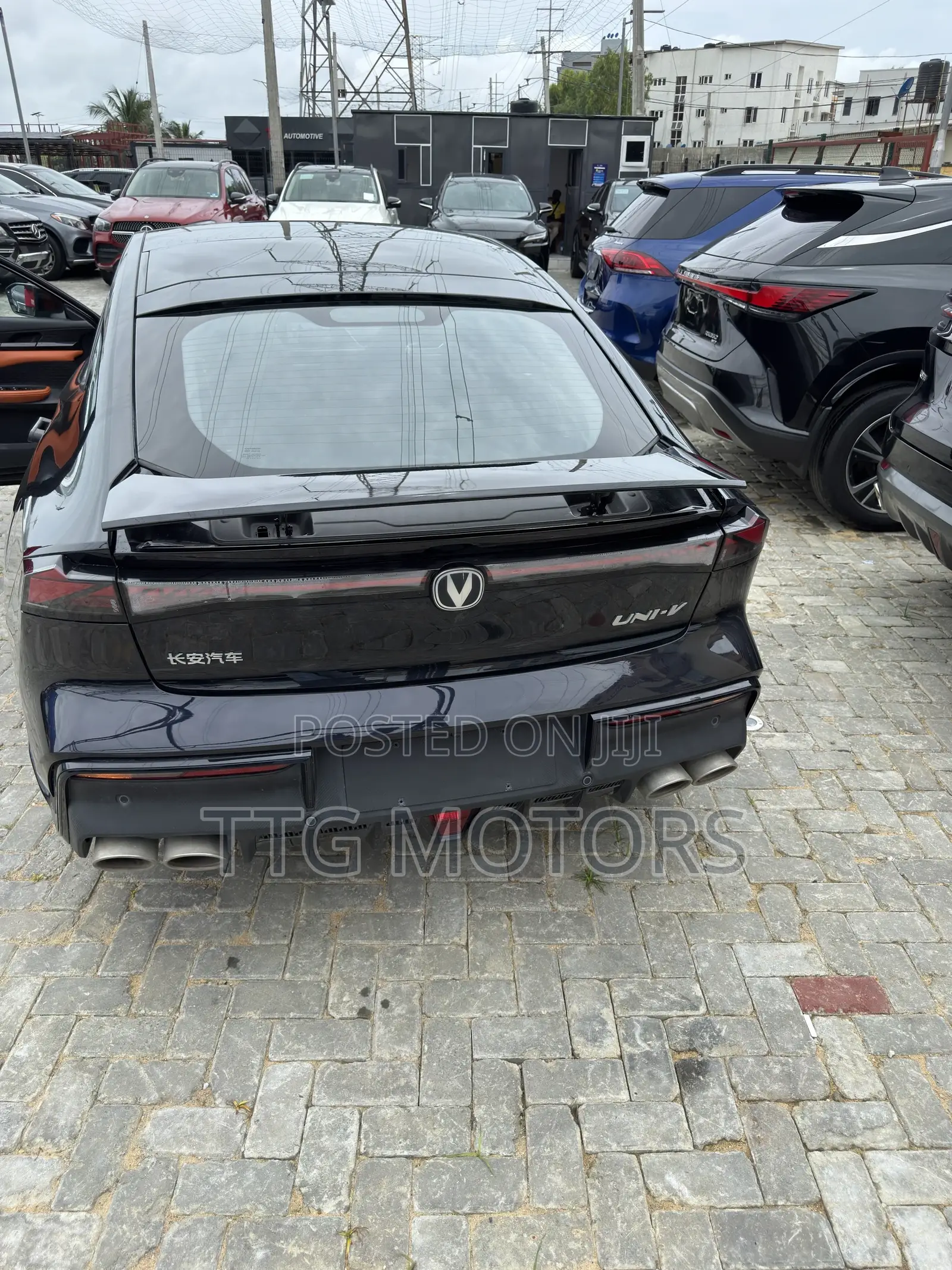 Changan UNI-V 2.0 Petrol FWD 2024 Blue