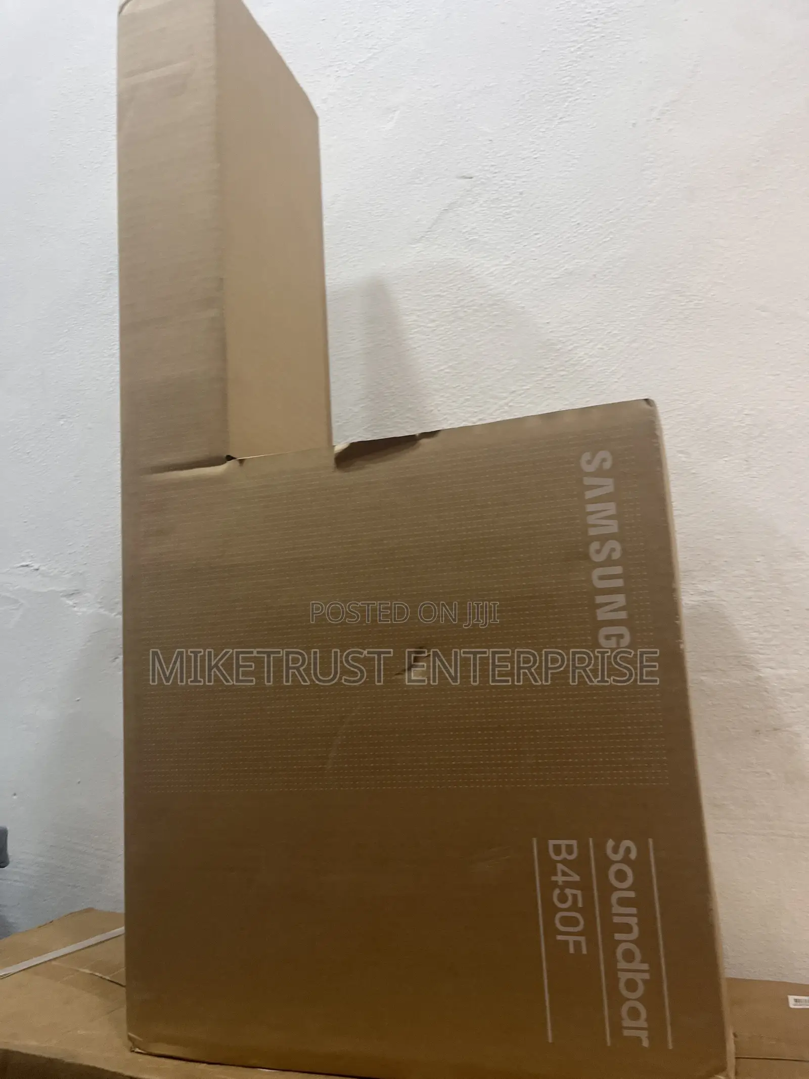 C450F Samsung Supper Sound Bar. Wireless Subwoofer
