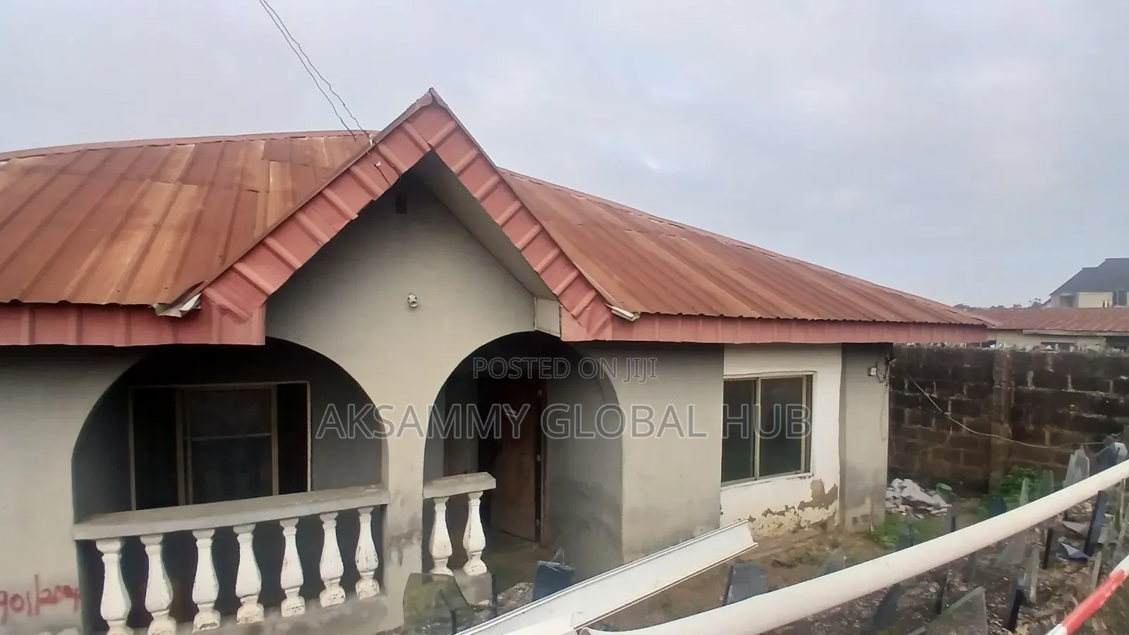 5bdrm Block of Flats in Temidire, Ibadan for sale