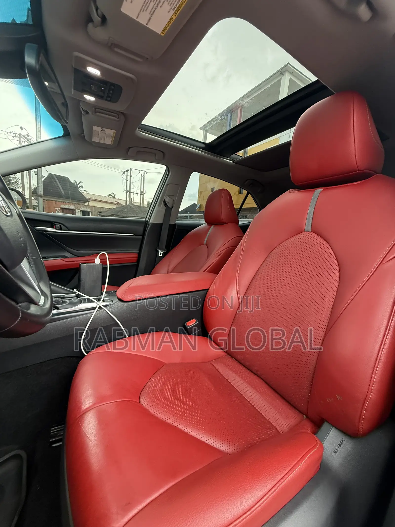 Toyota Camry XSE V6 FWD (3.5L 6cyl 8AM) 2018 White
