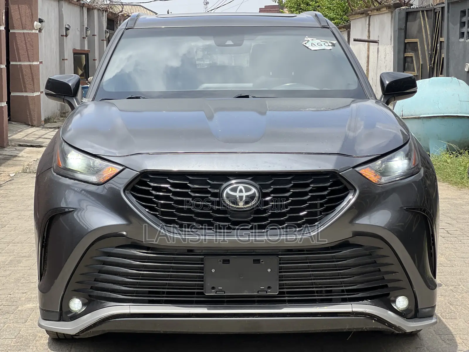 Toyota Highlander XSE 2022 Gray