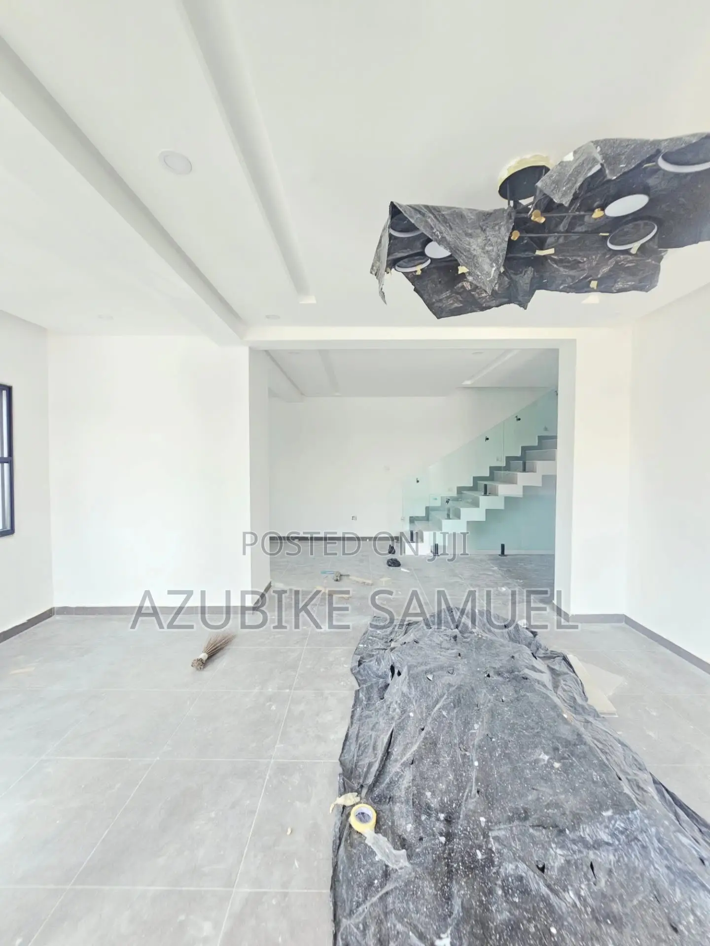 4bdrm Duplex in Lekki Phase 1 Estate for sale