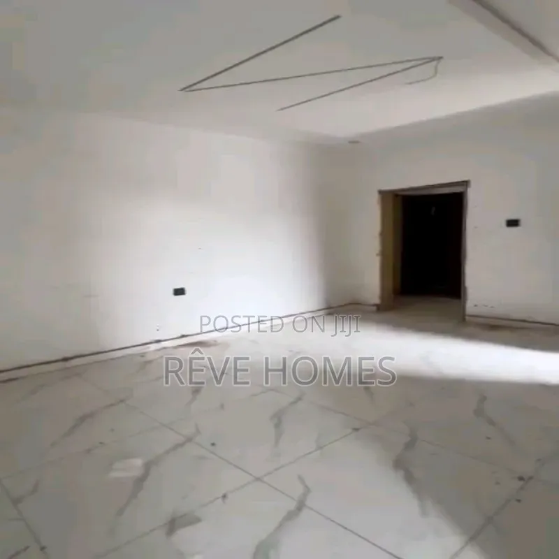 2bdrm Block of Flats in Shomolu / Shomolu for rent