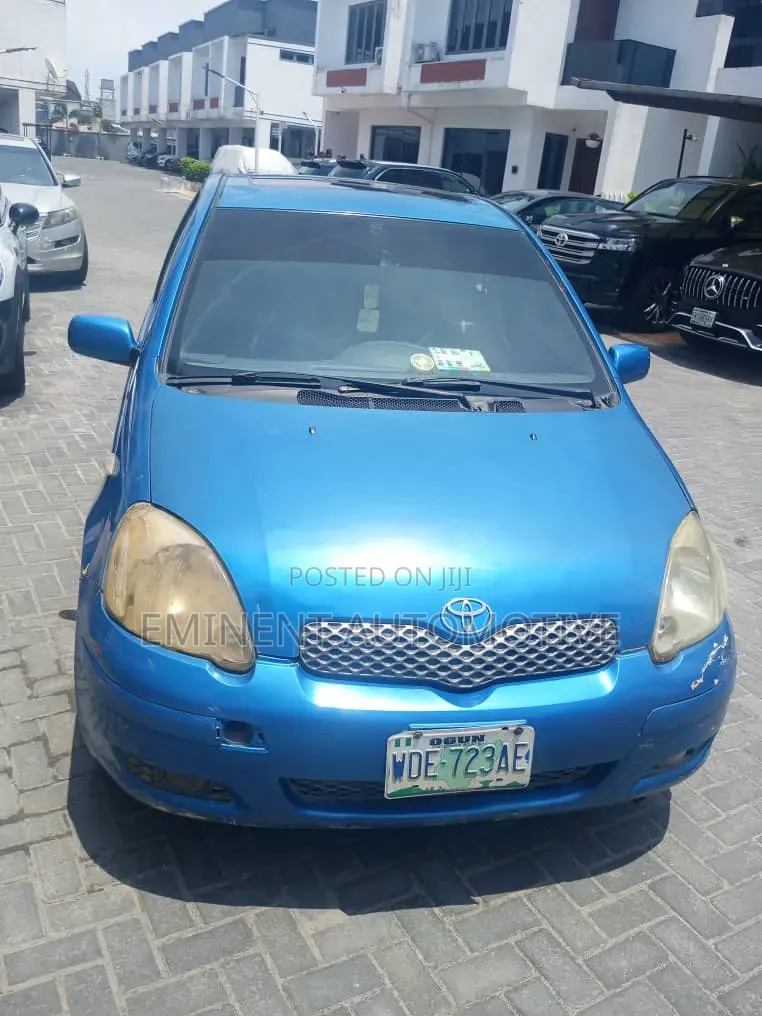 Toyota Yaris 1.4 2002 Blue