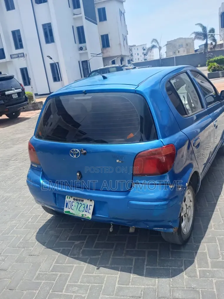 Toyota Yaris 1.4 2002 Blue